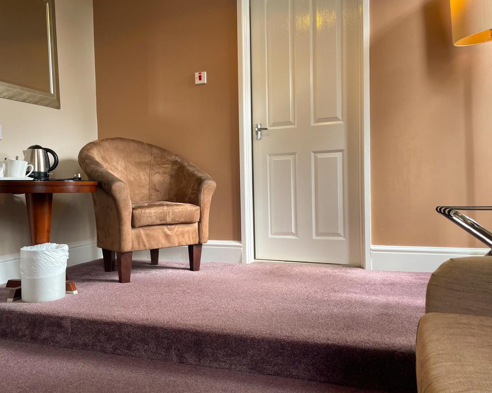 The Speyside Hotel And Restaurant Grantown-on-Spey Екстериор снимка